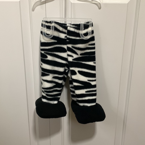 Zebra Costume 6-12 month Old Navy Halloween - Picture 6 of 7